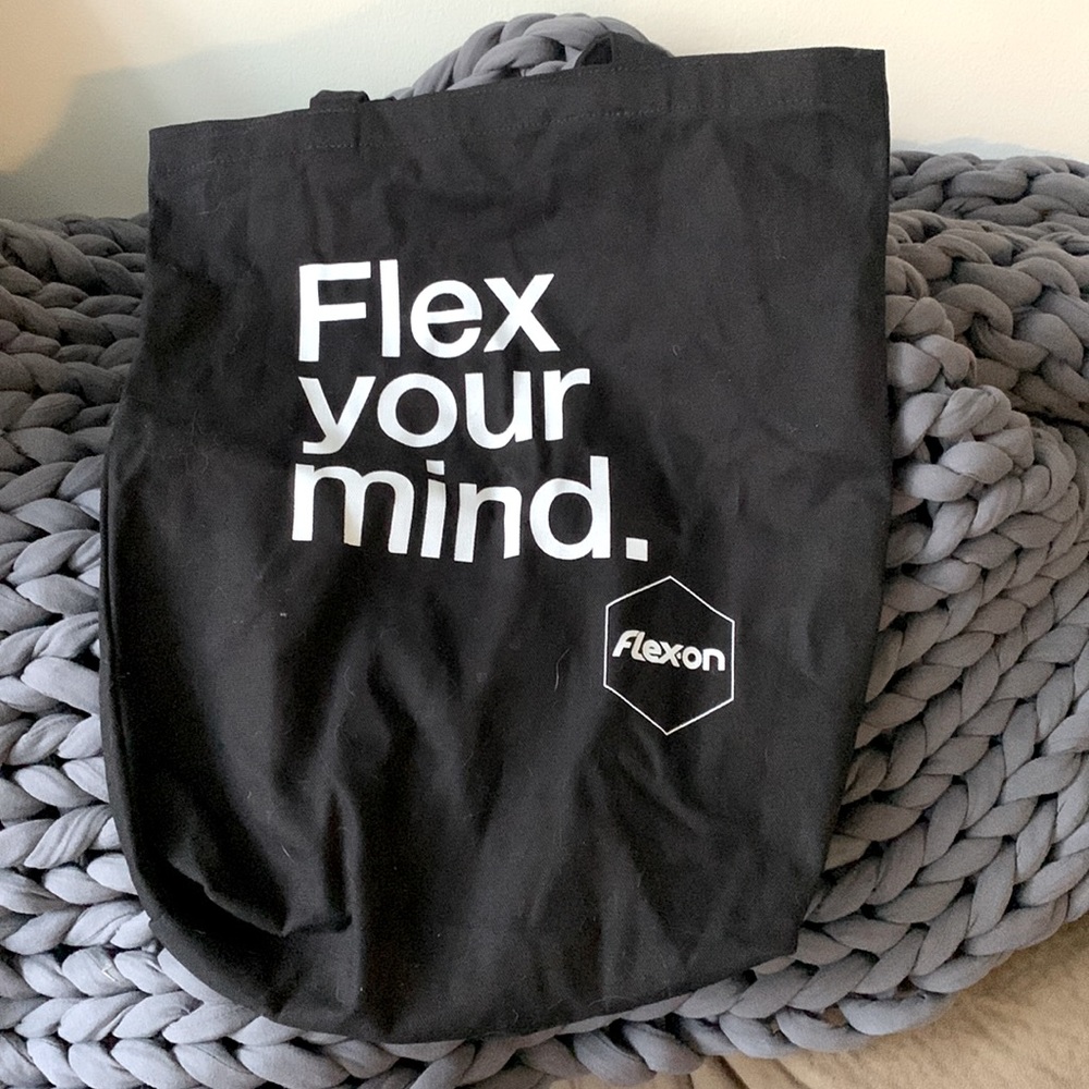 Flexon tote bag